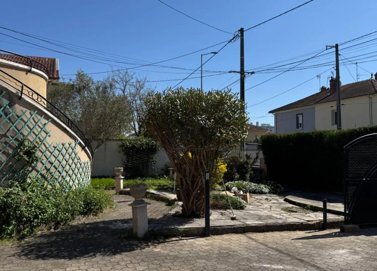 T2 Renove St-Priest Centre Avec Parking Prive Apartment Saint-Priest  France