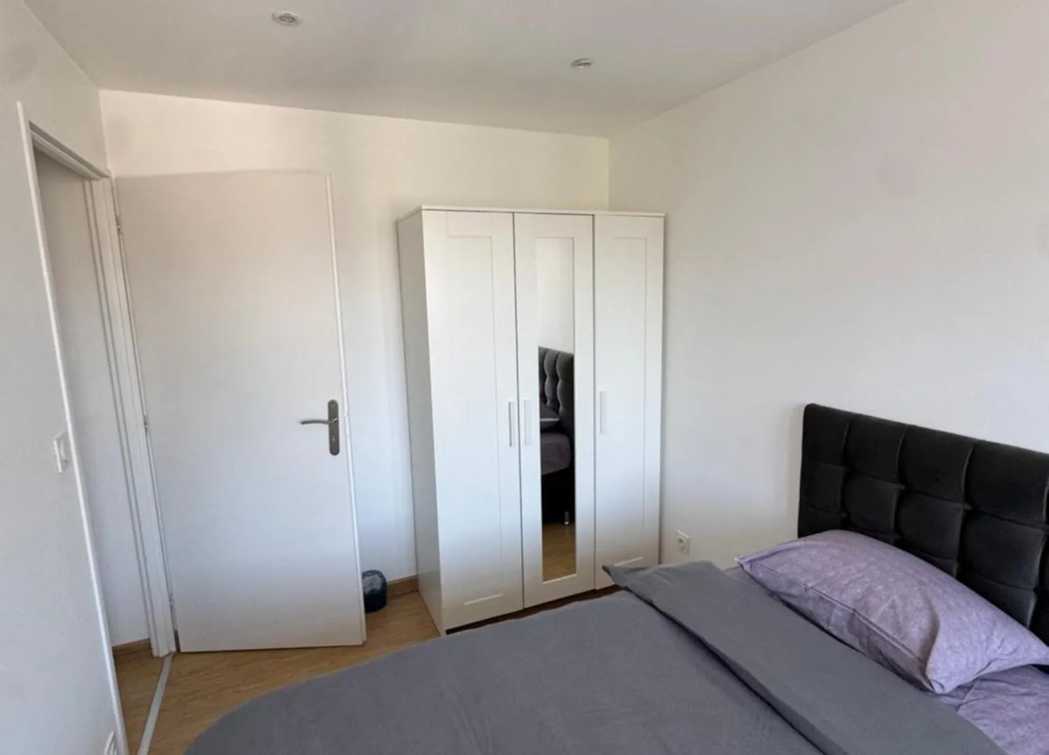 T2 Renove St-Priest Centre Avec Parking Prive Apartment Saint-Priest  0*, Saint-Priest (Rhone)